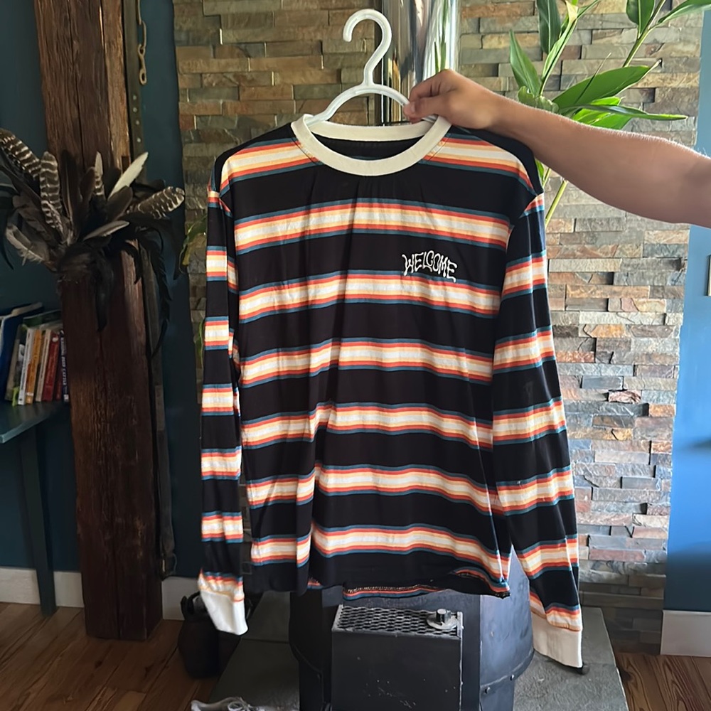 Men’s Medium Santa Cruz Collard Shirt